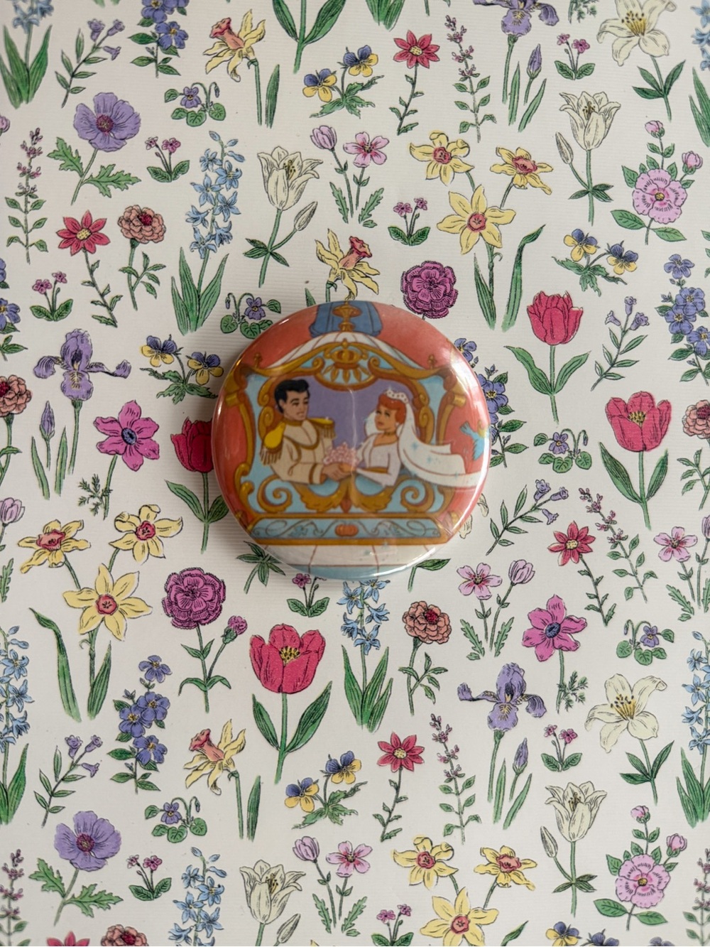 Disney Princess Character Pin Button Set - Picture 2 of 6